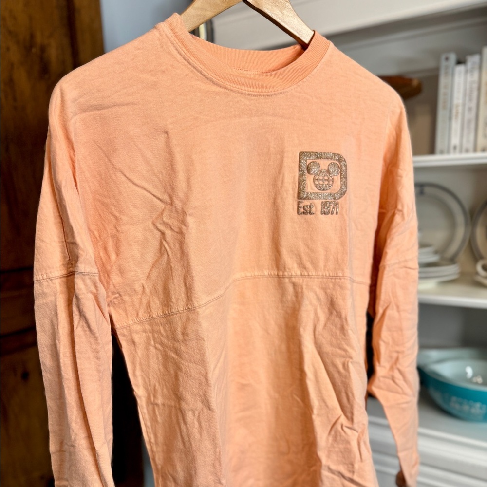 EUC 2018 Walt Disney World Spirit Jersey Peach Glitter Logo Size Small